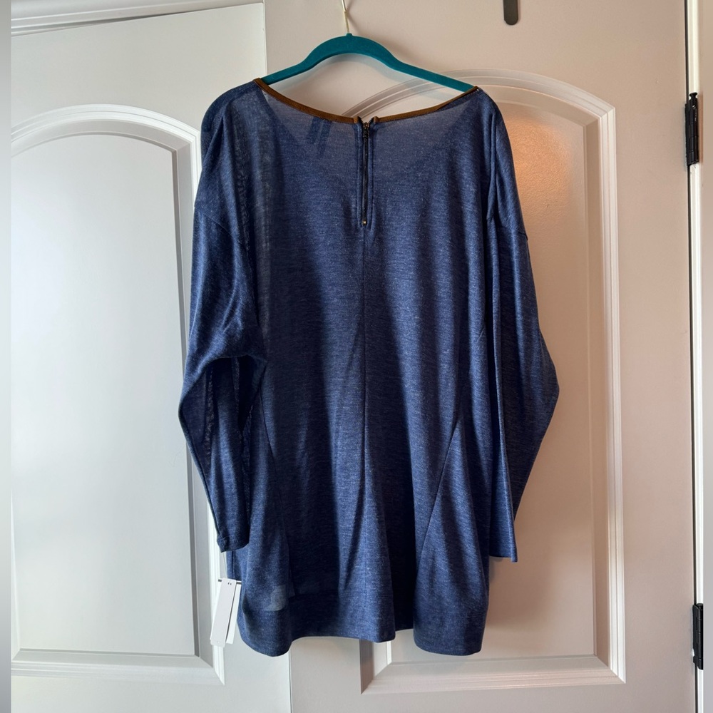 New Direction blue lightweight long sleeve top